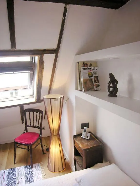 Soho Center/Marais/Pompidou/Louvre Apartment Paris 0*,